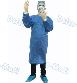 Μπλε μίας χρήσης χειρουργική εσθήτα, εσθήτα χειρούργων SMS με τις πετσέτες χεριών