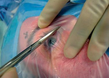 Οφθαλμικό αποστειρωμένο μίας χρήσης χειρουργικό οινόπνευμα Drapes ματιών ανθεκτικό με δύο τρύπες και σακούλα